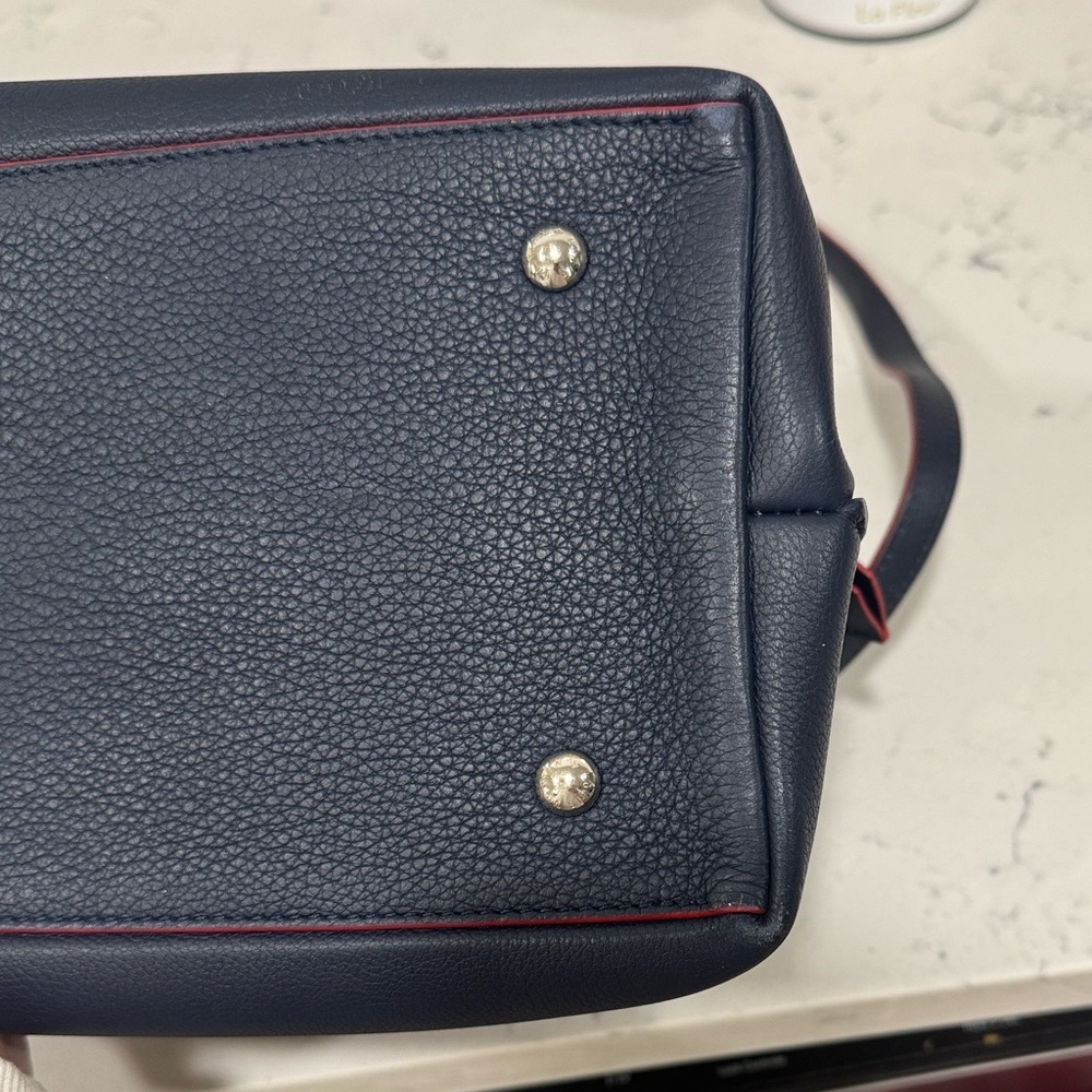 Louis Vuitton Navy Lockme - Picture 11 of 13